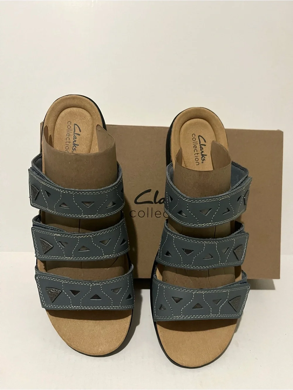 Clarks Laurieann Nora Sandals in Blue/Gray Leather.